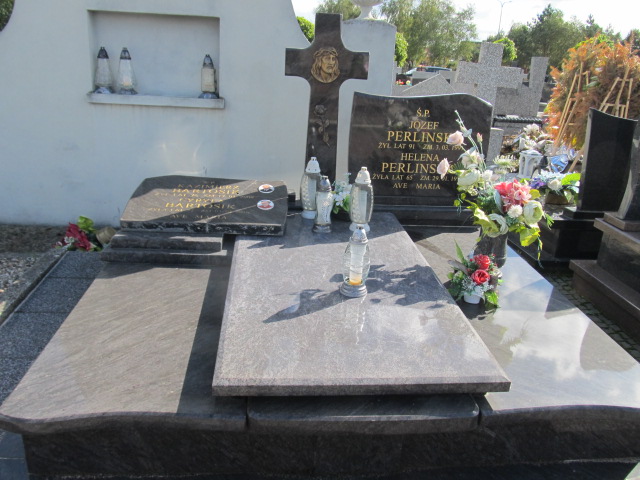 Grób Józef Perliński