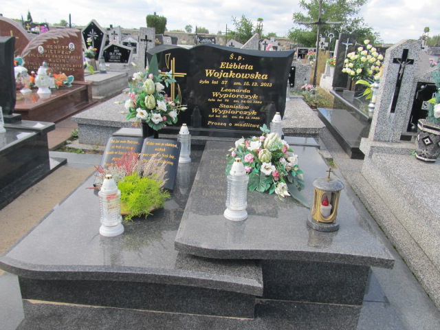 Grób Elżbieta Wojakowska