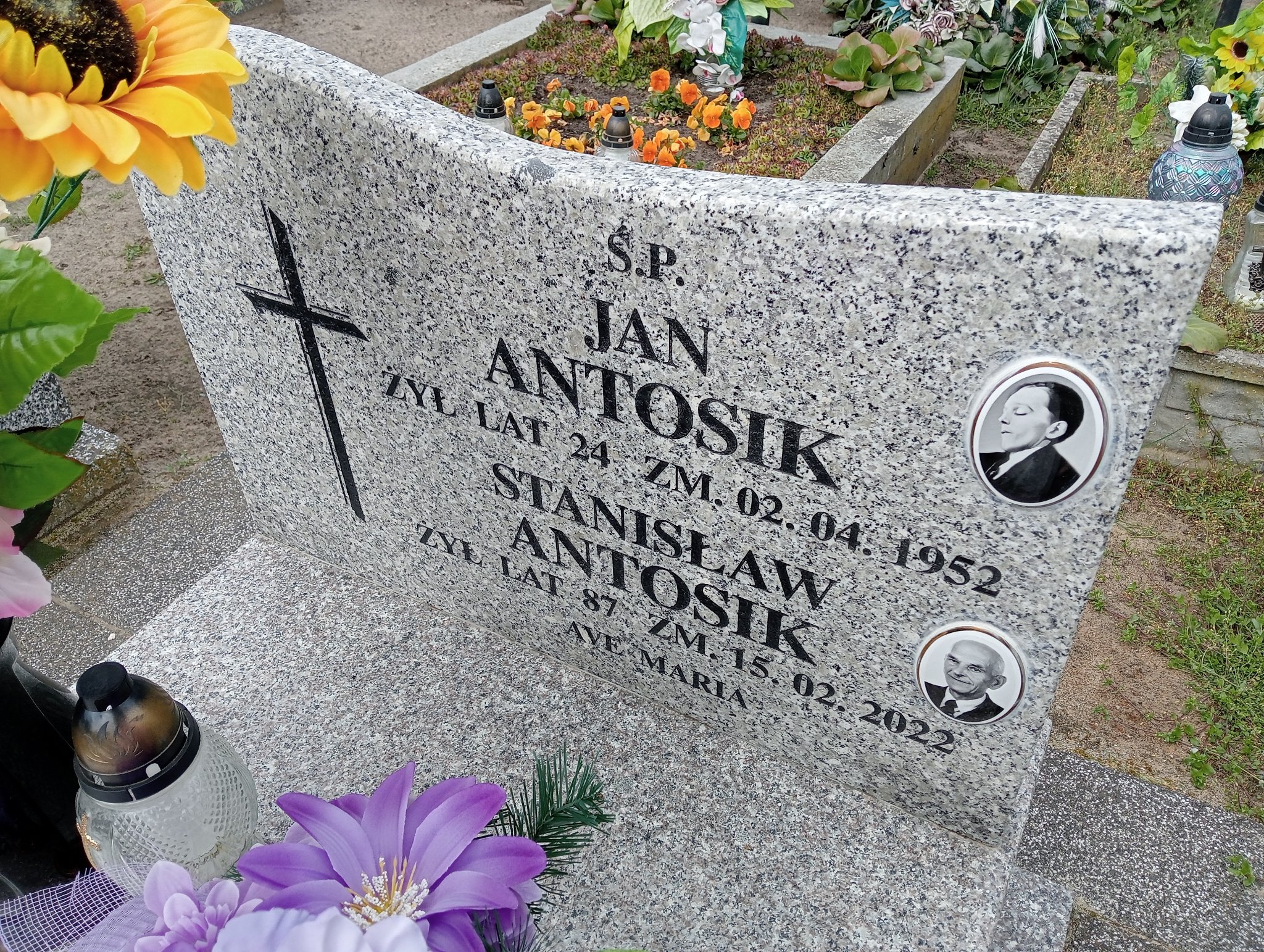 Jan Antosik Psary - Grobonet - Wyszukiwarka osób pochowanych