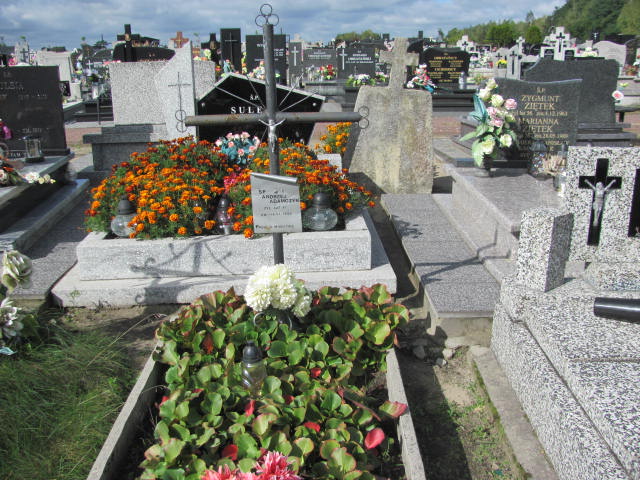 Grób Andrzej Adamczyk